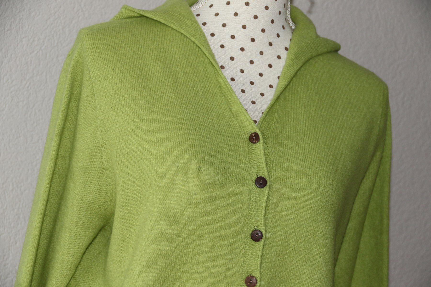 Jacken: Wunderschöne Kapuzenjacke aus 100% Wolle eher Gr.M  NEU – Neu und originalverpackt aus Oberwil-Lieli von Svetlana28 3