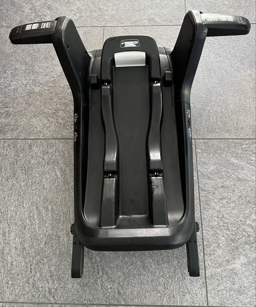 Nuna Sièges auto: Bugaboo Turtle by Nuna Babyschale mit ISOFIX Basis schwarz – D'occasion à Liebefeld par BluesBraker 2