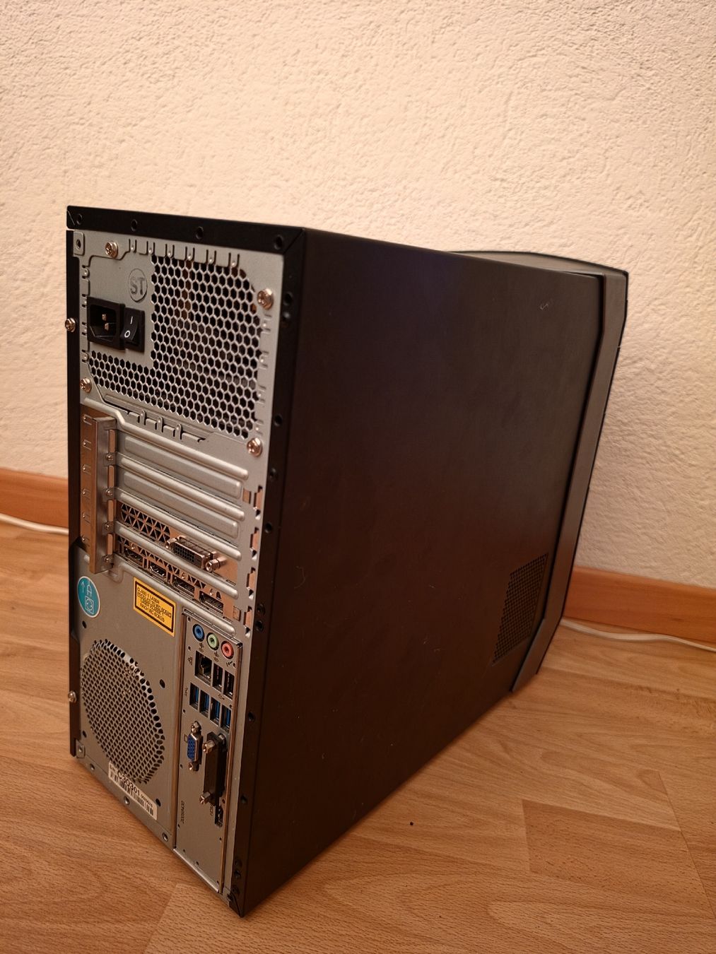 Medion PCs: Medion Gaming PC – Gebraucht aus Tann von Flowerfield 1