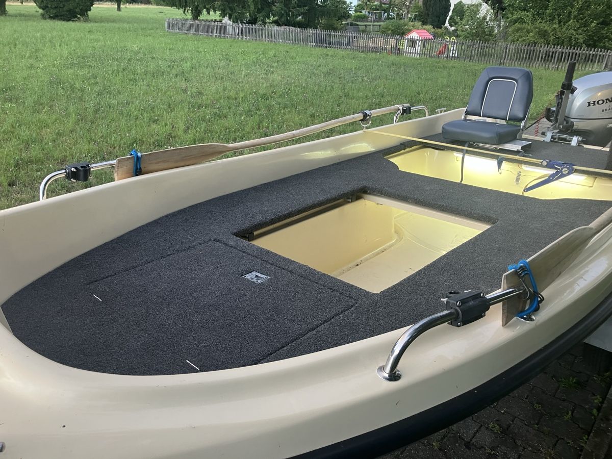 Barche: Motorboot mit Anhänger – Difettoso da Full-Reuenthal venduto da oli21oli 3