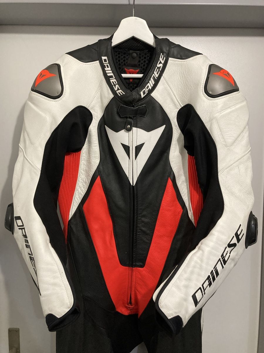 Dainese Completi: Dainese Laguna Seca 5 Lederkombi – Usato da Eschlikon TG venduto da nld 2