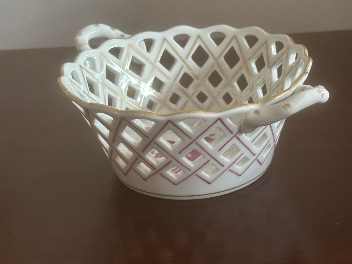 Herend Ciotole: Herend Apponyi Purpur Korb  – Usato da Herbriggen venduto da Sehrazade 4