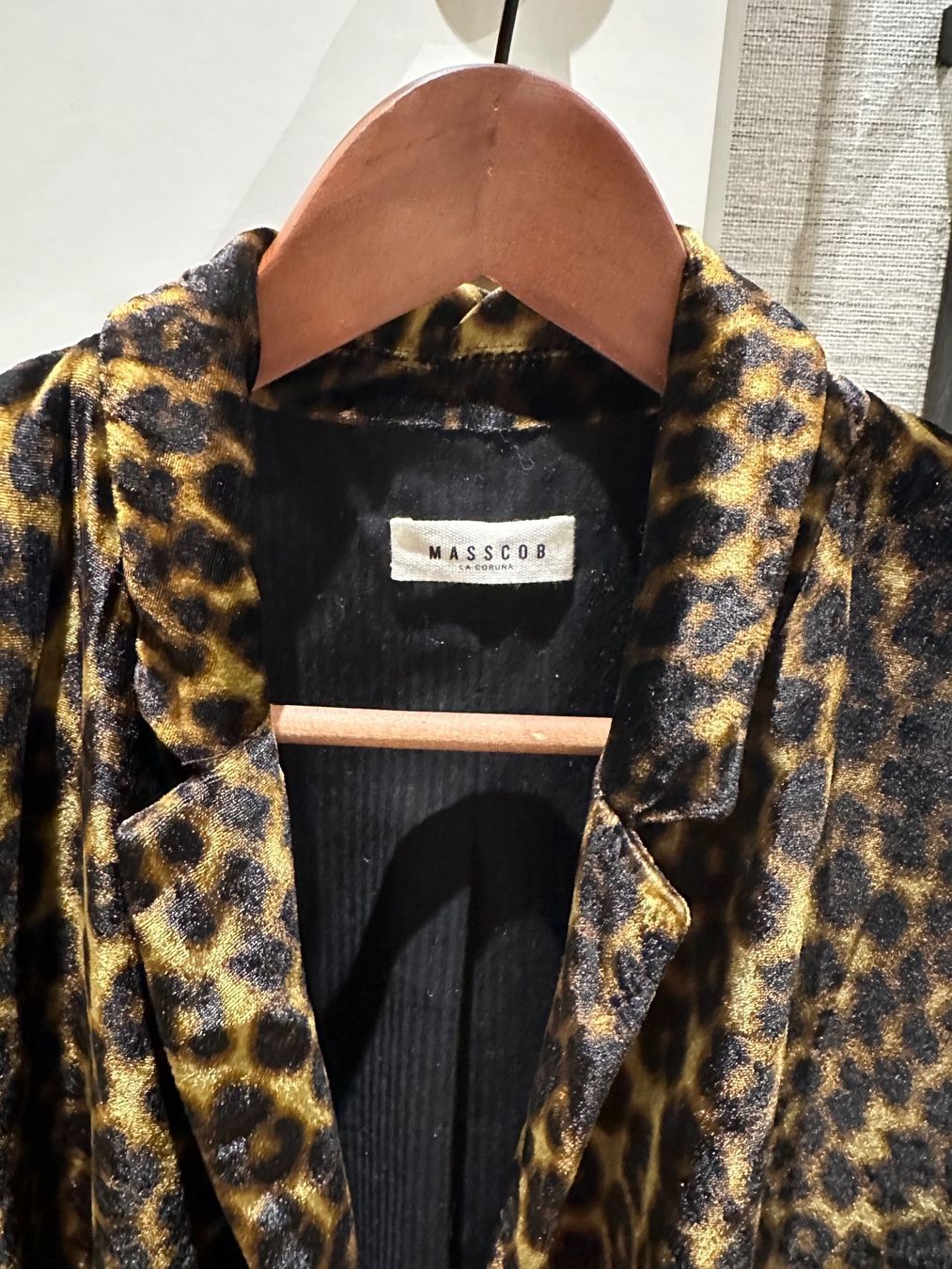 Jacken: Blazer leopard velvet Masscob - taille xs – Gebraucht aus Genève von bisounours23 1