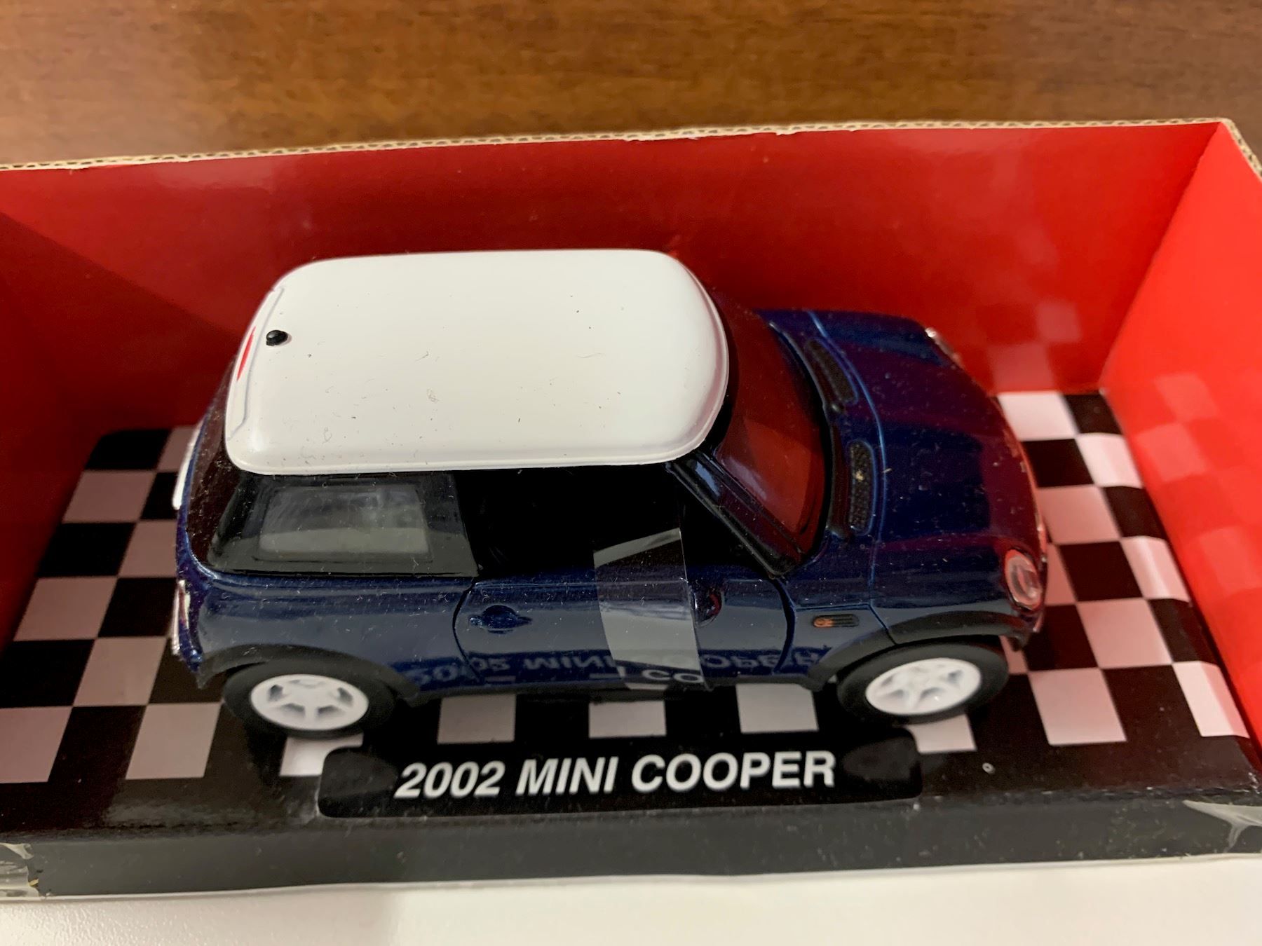 Cooper Modellini d'auto: Mini Cooper 2002 1:32 New Ray OVP – Nuovo (secondo la descrizione) da Kerzers venduto da tisyayasuBE 4