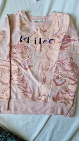 Kids Pullover mit Tigerprint und Stickerei