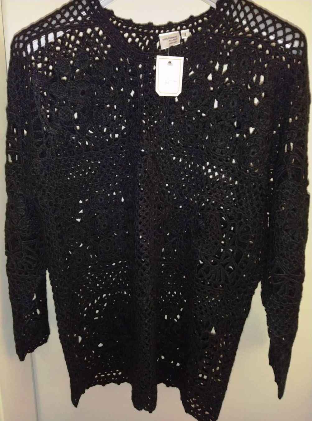 Maglioni & Felpe: Pullover in Häkel Optik (Lochmuster) in Grösse  S – Nuovo e nell'imballaggio originale da Zürich venduto da -italo-