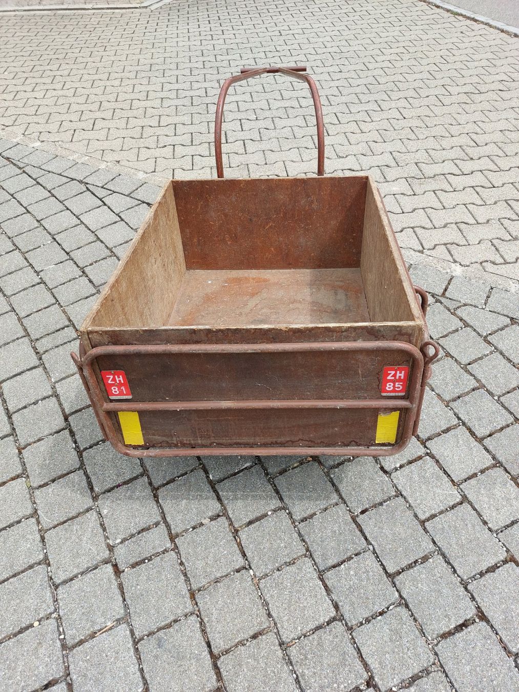 Anhänger: Mofa/Veloanhänger – Gebraucht aus gräslikon von frikra 2
