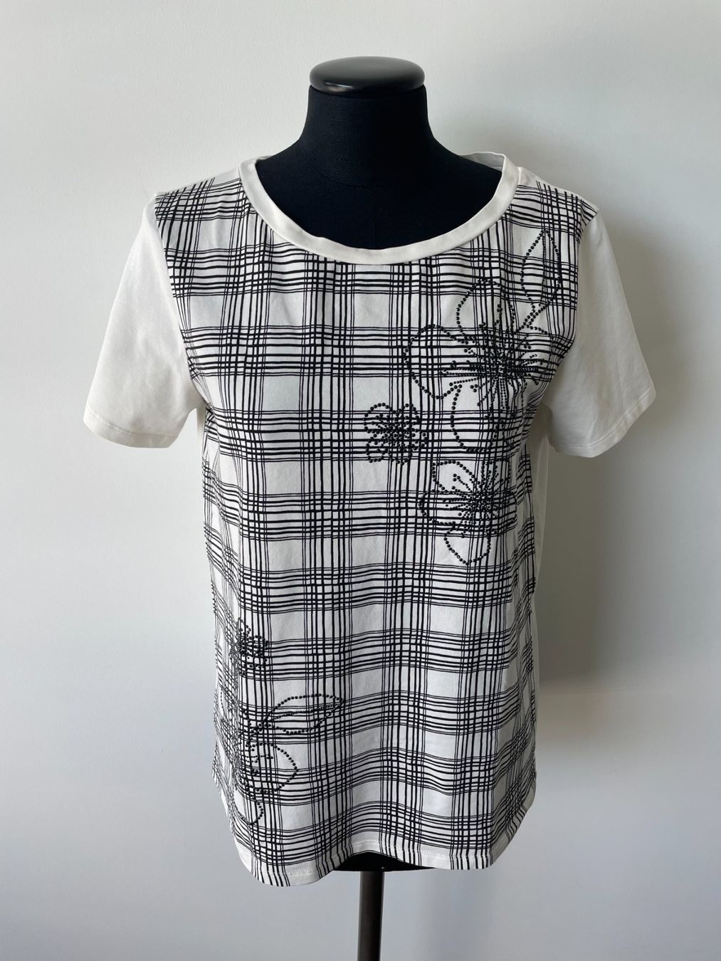 Max Mara T-shirt: Weekend Max Mara T-Shirt – Usato da Turgi venduto da bar_8pdm