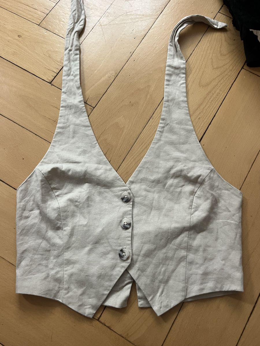 Top: Linen top – Usato da Zürich venduto da sunshinezuerich 2