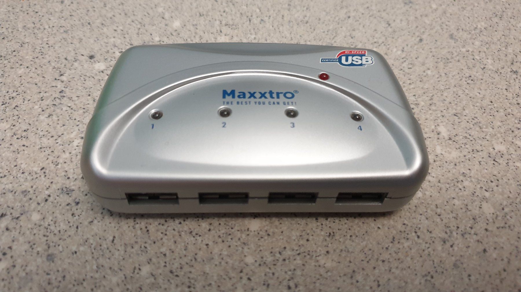 Hubs & Switches: USB Hub (Maxxtro 4-fach HiSpeed) – D'occasion à Stäfa par Supertramp73