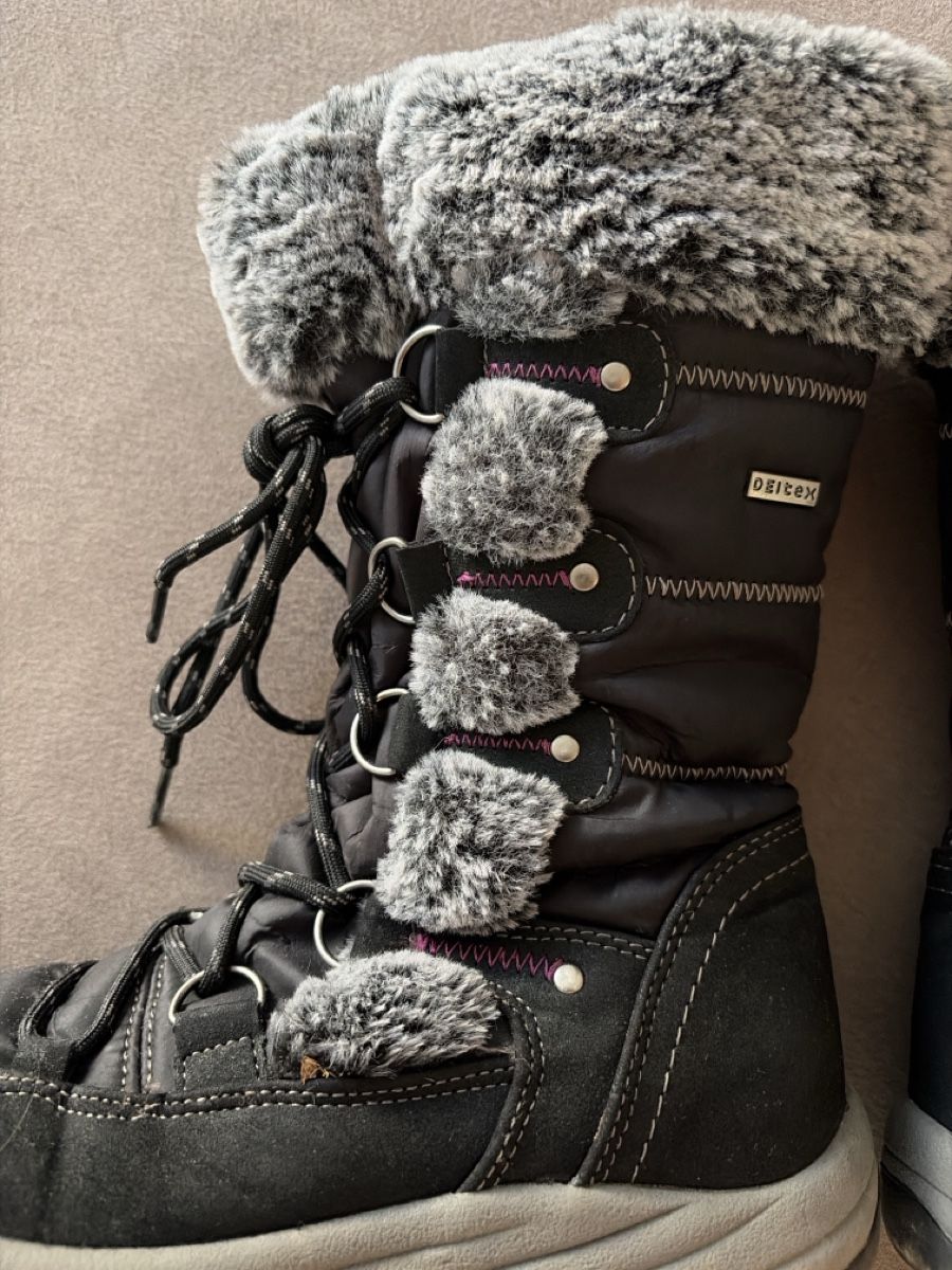 Schuhe für Jungen: Winterstiefel, Grösse 35 – Gebraucht aus Galgenen von Hawaii021 2