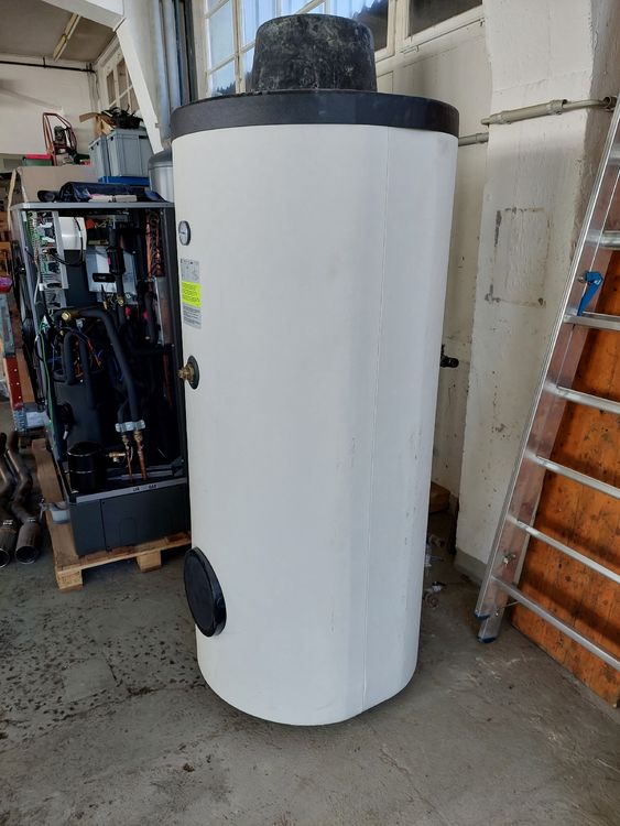 Boiler 500 Liter mit Heizregister und Elektroeinsatz (Gebraucht) in ...