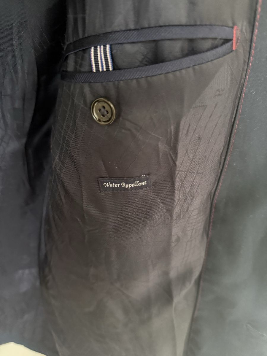 Tommy Hilfiger Cappotti: Tommy Hilfiger Mantel-Männer – Usato da Grenchen venduto da elr_rwk7 1