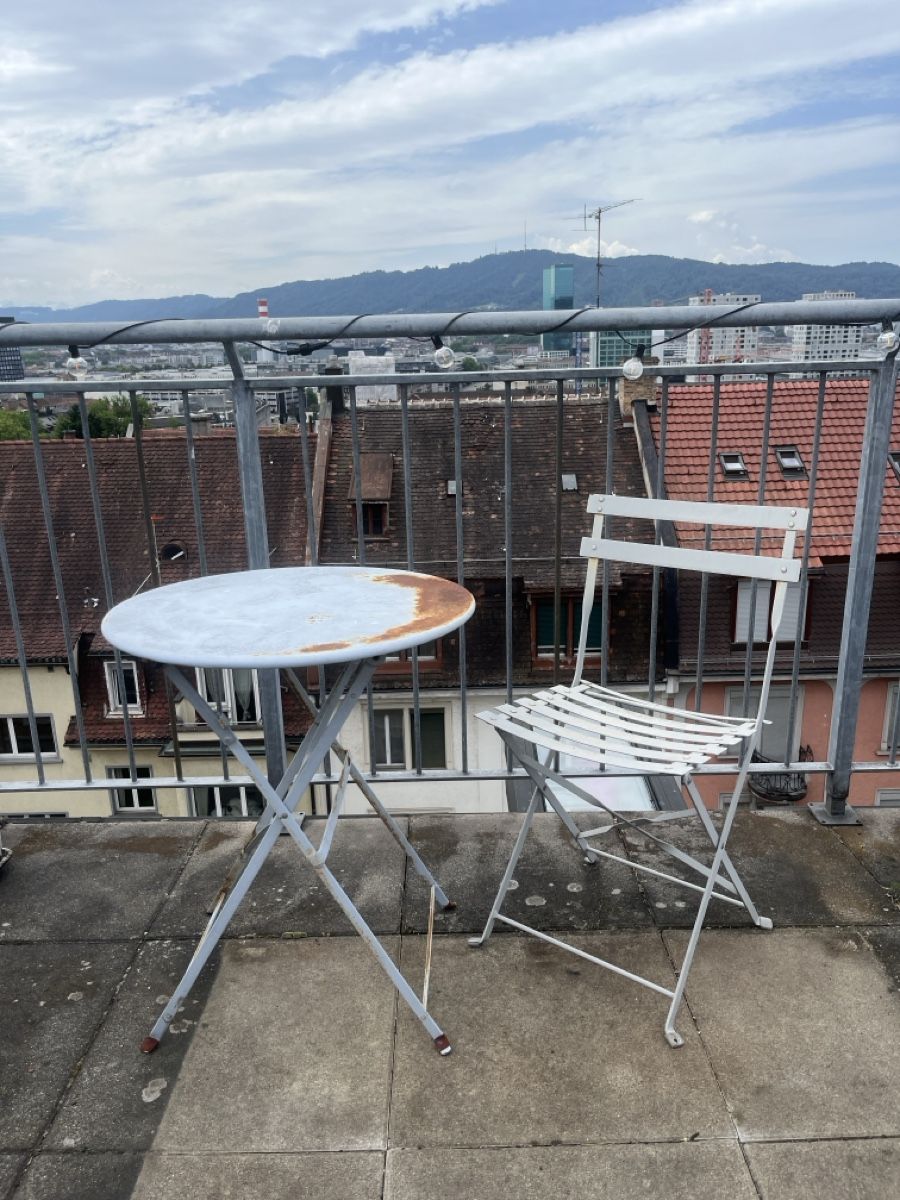 Set di tavolo e panche: Klapptisch & Klappstuhl – Usato da Zürich venduto da Pestopasta