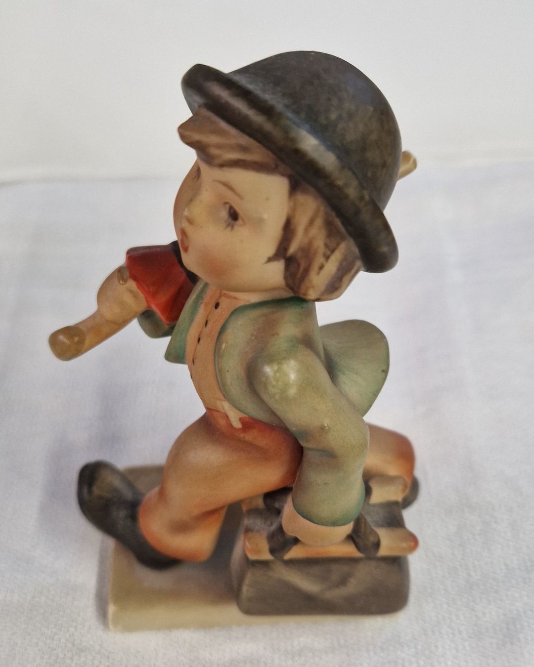 Hummel Statuette: GOEBEL -HUMMEL FIGUR – Usato da Bilten venduto da Mic2022 4