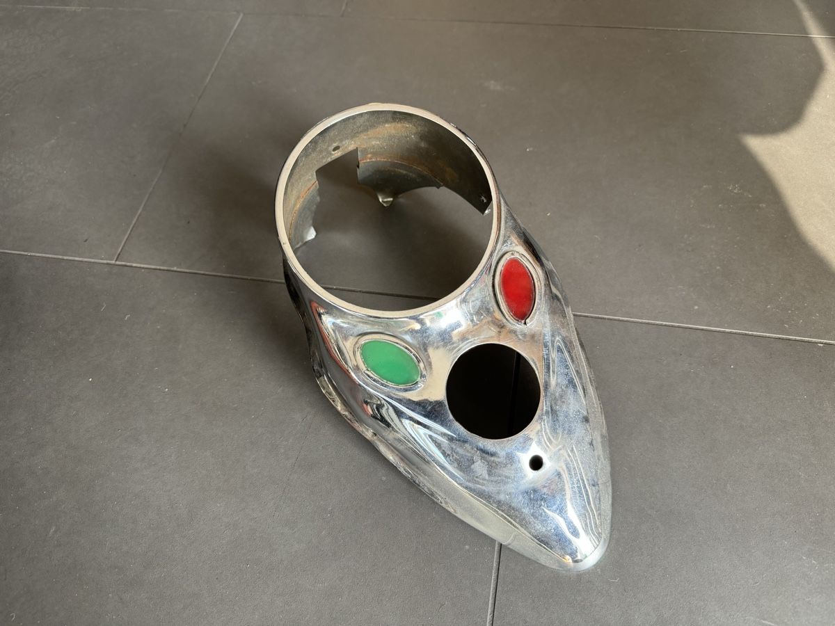 Harley-Davidson Tutti i ricambio per moto: Harley Davidson Flathead, Knucklehead Dash – Usato da Aathal-Seegräben venduto da Romeo8607
