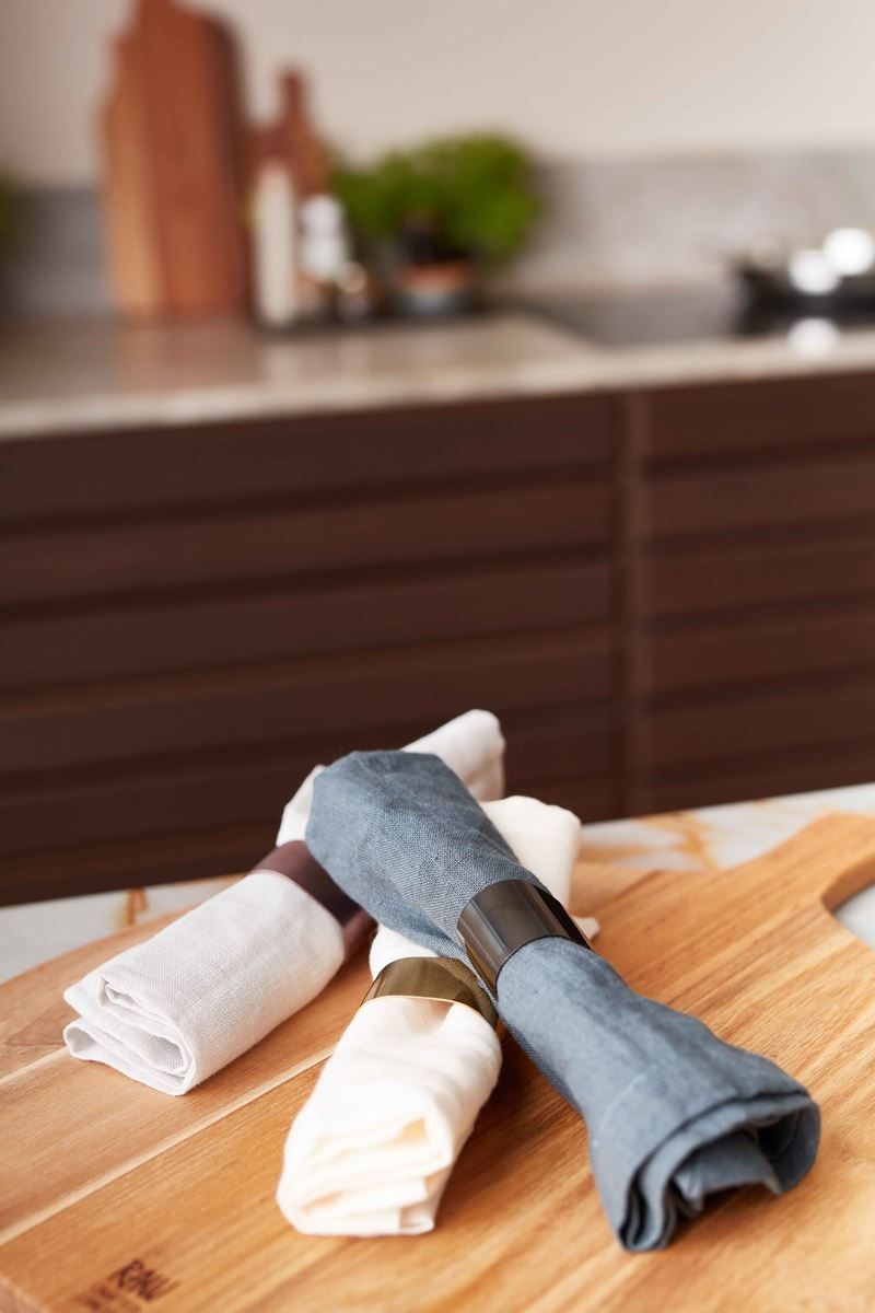 Altro in Decorazioni & Accessori: Serviettenring RAW schwarz 4er Set – Nuovo e nell'imballaggio originale da Wettingen venduto da kochshop 6