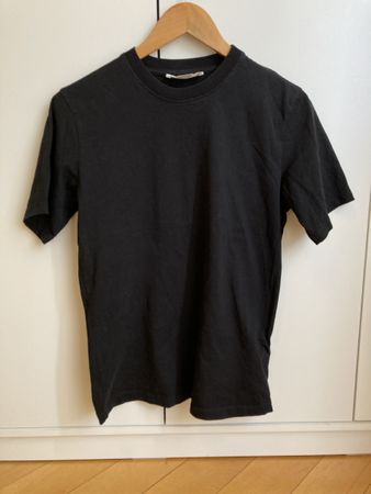 Bundle of t-shirts (Victoria Beckham, DKNY, Petit Bateau)