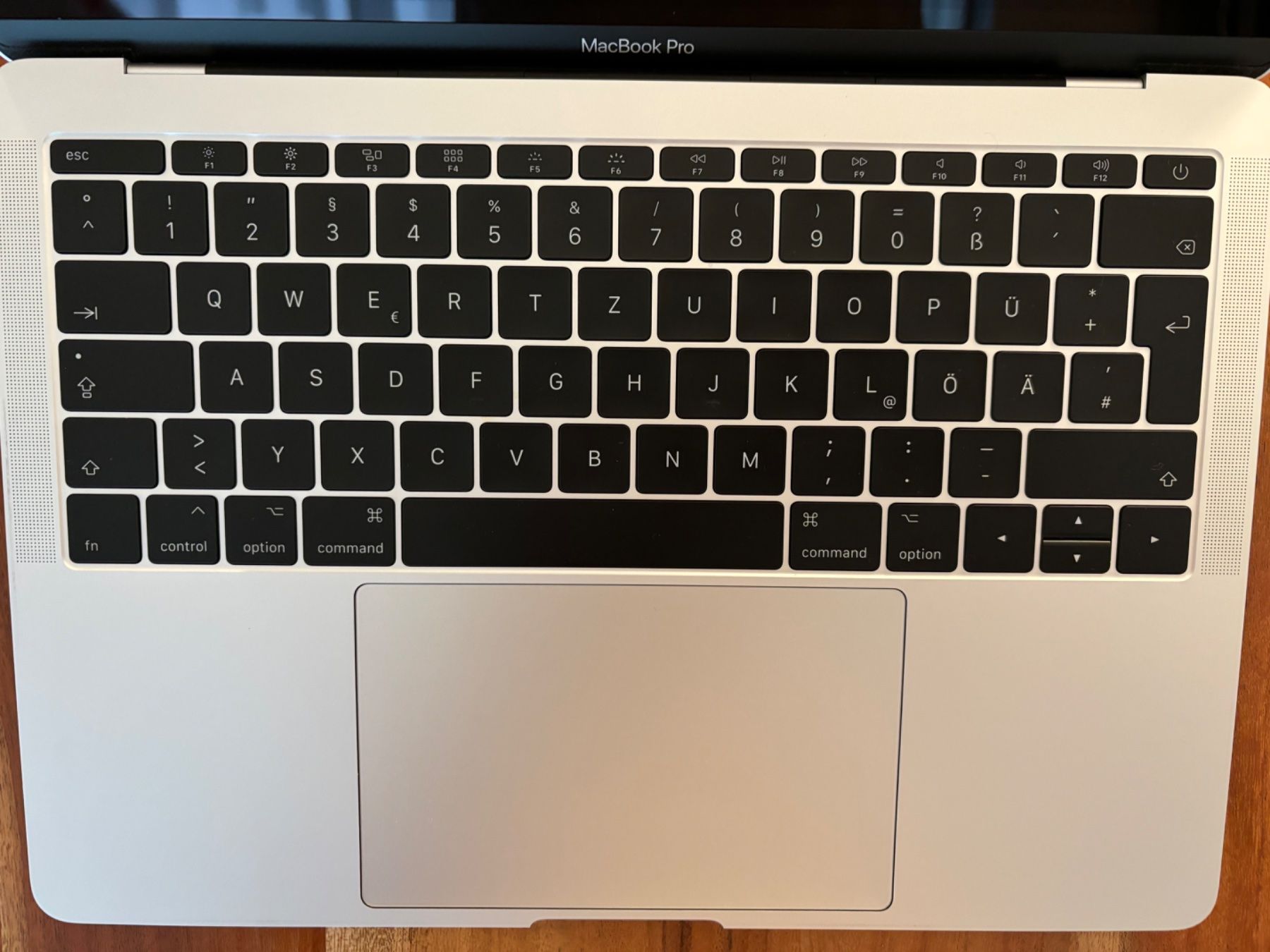 Apple Notebook: MacBook Pro 13 (2017, Zwei Thunderbolt) – Nuovo (secondo la descrizione) da Suhr venduto da Mira-21 5