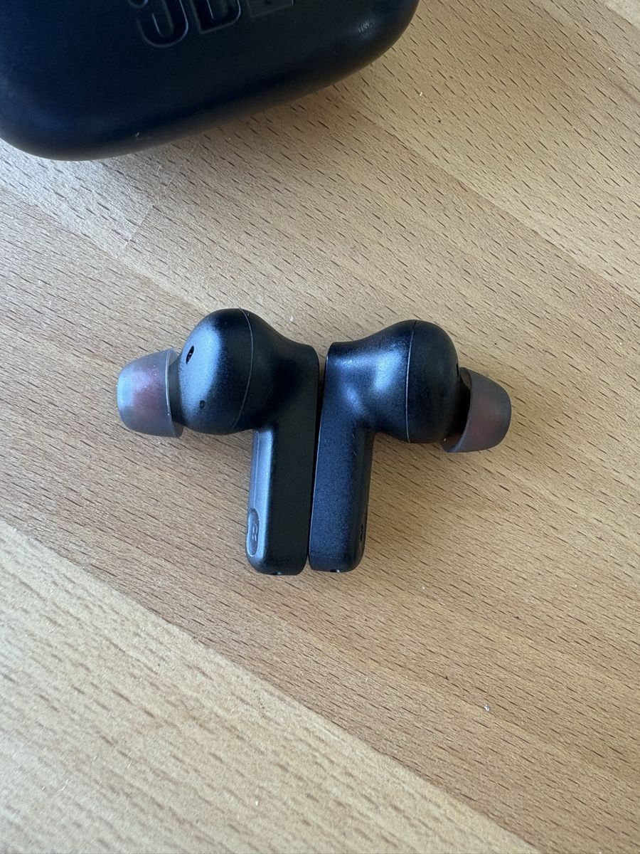 JBL Cuffie: JBL TUNE230NC Kopfhörer  – Usato da Wädenswil venduto da HaLu_12 2