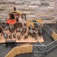 15 Schleich Tiere, Elefanten zwei Mammuts Zaun Gehege Set