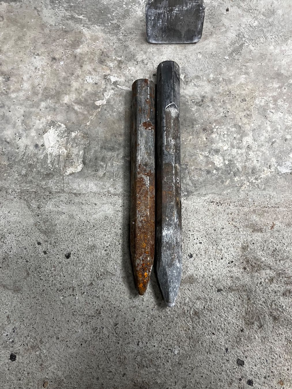 Bosch Tutti gli attrezzi: Bosch Abbruchhammer – Usato da Bubendorf venduto da Griffin0 2