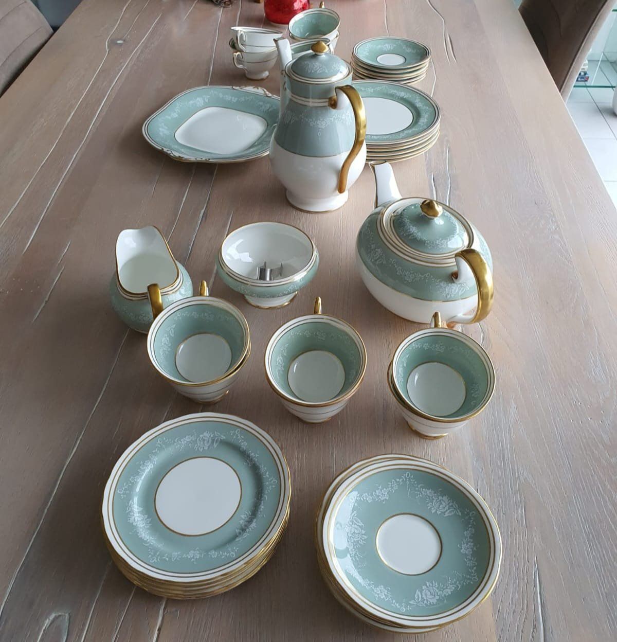 Set di piatti: Service: Aynsley China Bone "Rose Wood" – Nuovo (secondo la descrizione) da Gontenschwil venduto da edfddp19 2