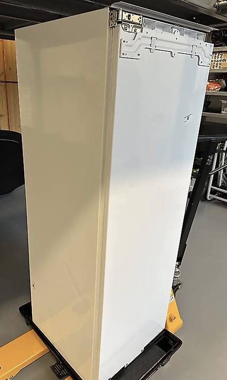 Electrolux Frigoriferi: Electrolux Kühlschrank IK285SAL links – Nuovo (secondo la descrizione) da Henggart venduto da EHG2019 3
