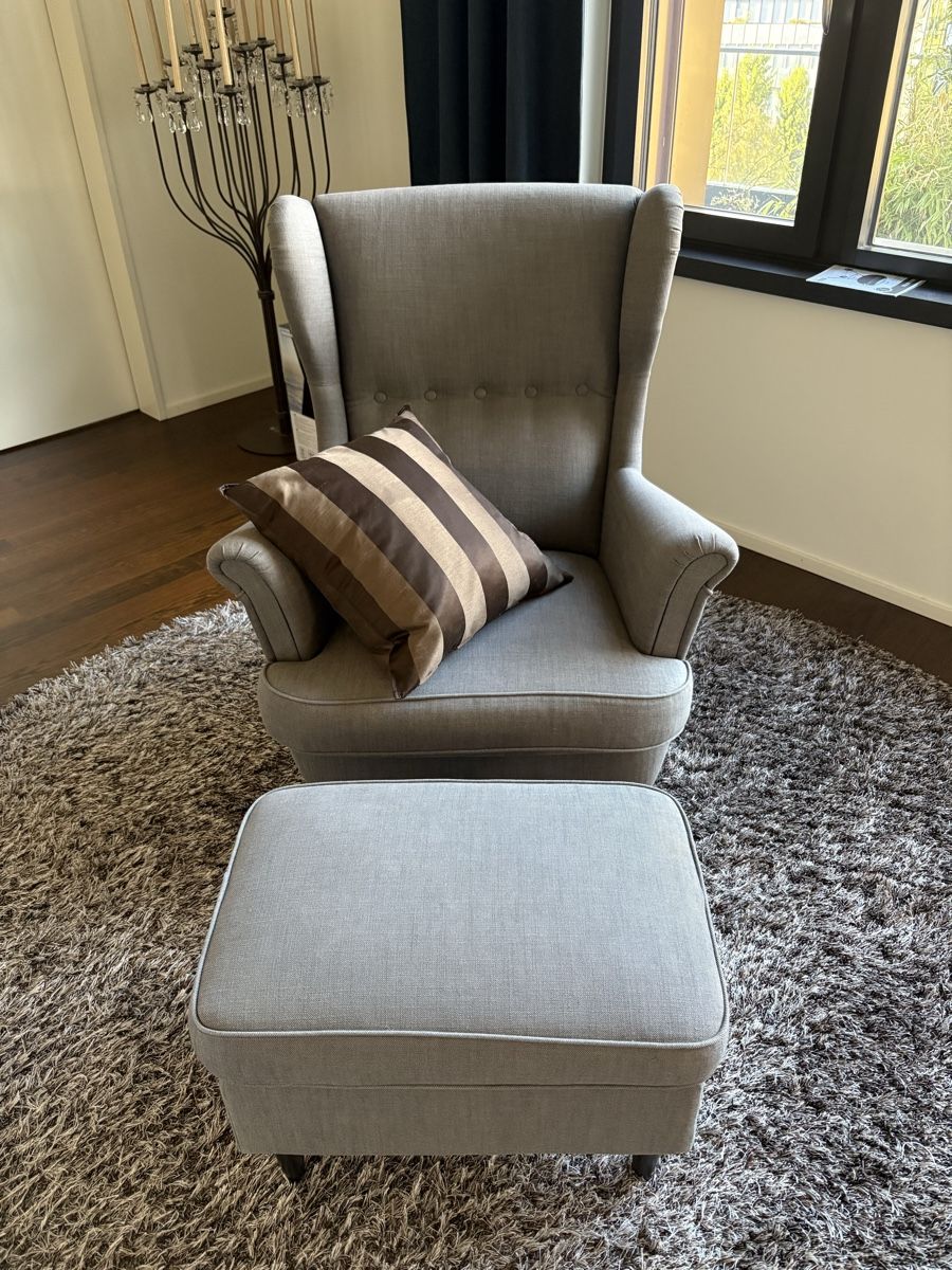 Ikea Sessel: Sessel + Hocker / Strandmon / Ikea / Grau – Gebraucht aus Zürich von seb_8rsb 1