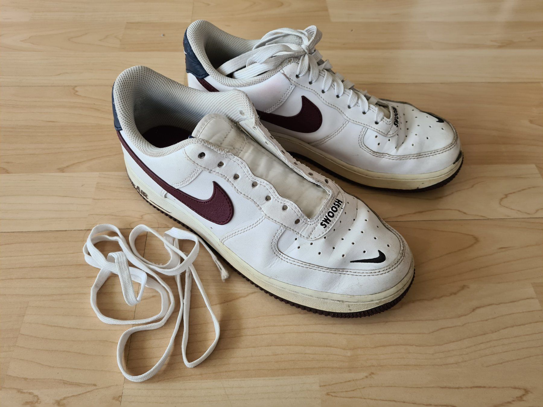 Nike Damenschuhe: Nike Air swoosh, Gr. 40, weiss – Gebraucht aus Suhr von andreas_2008 1
