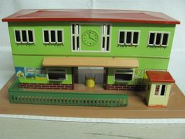 Alter Blech-Bahnhof Spur 0 Marke Tistler