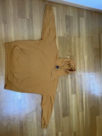 Pull jaune moutarde