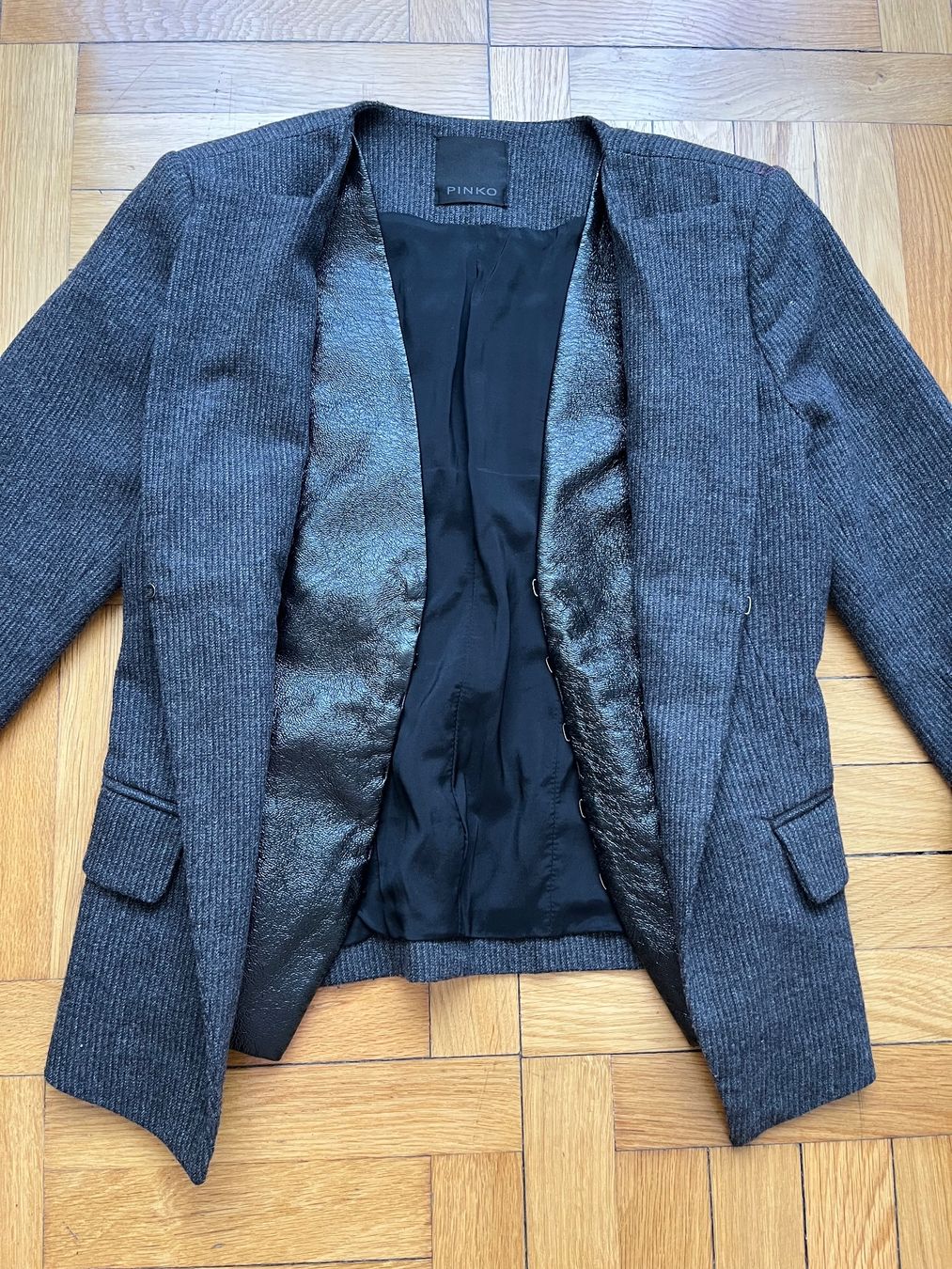 Pinko Giacche: New jacket Pinko  size S – Nuovo (secondo la descrizione) da Chêne-Bougeries venduto da Seetooyoo