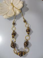Elegante Vintage Halskette Goldfarben mit braunen Perlen