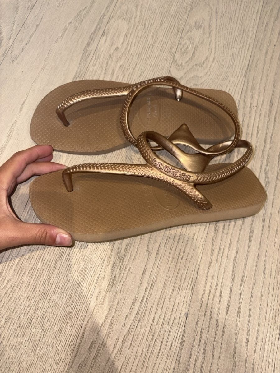 Havaianas Chaussures femmes: Sandali donna  – D'occasion à Giubiasco par ang_cy8x 1