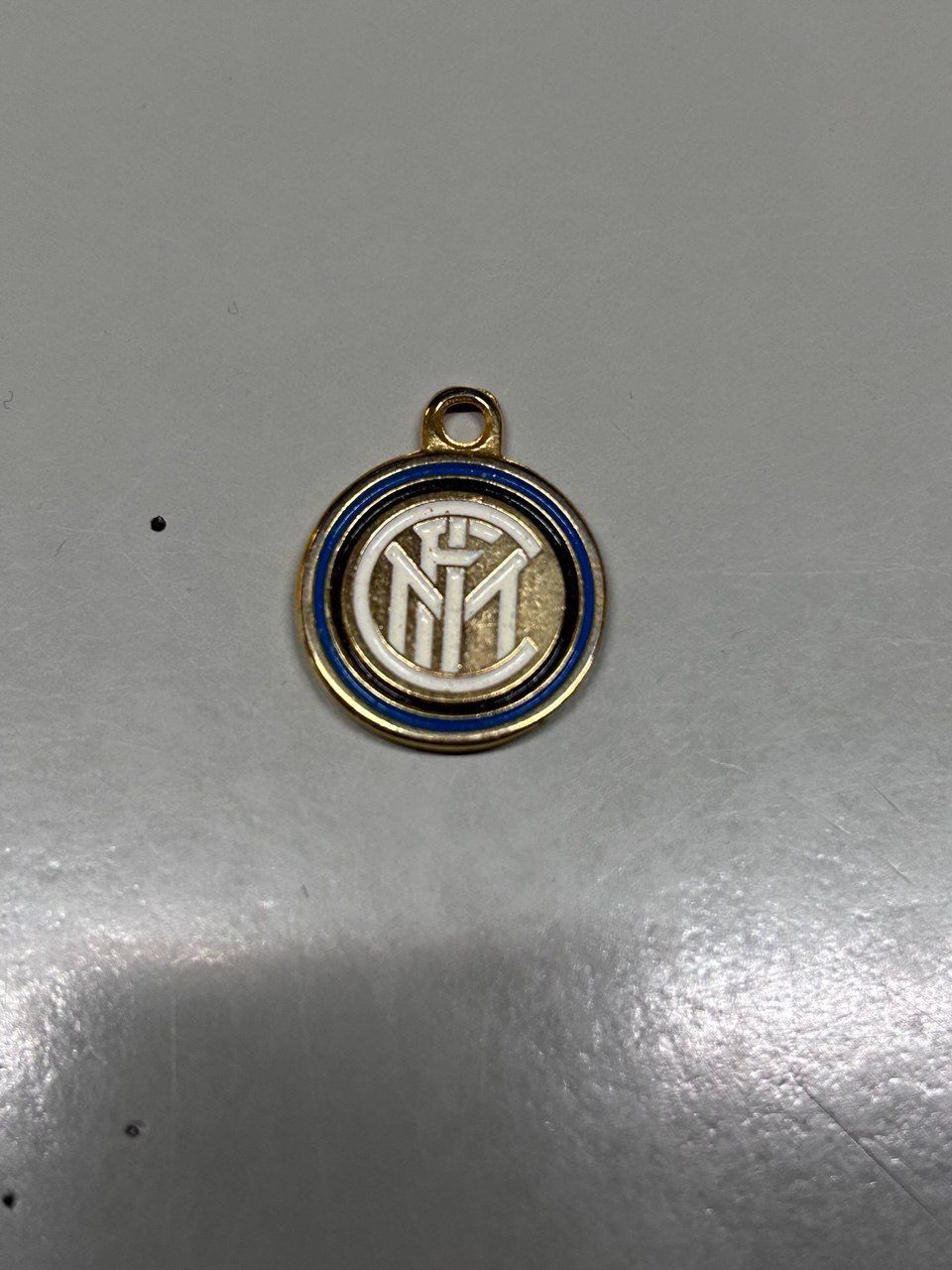 Spille & Fermagli: Spilla FC Internazionale Originale – Usato da Giubiasco venduto da LorisVale
