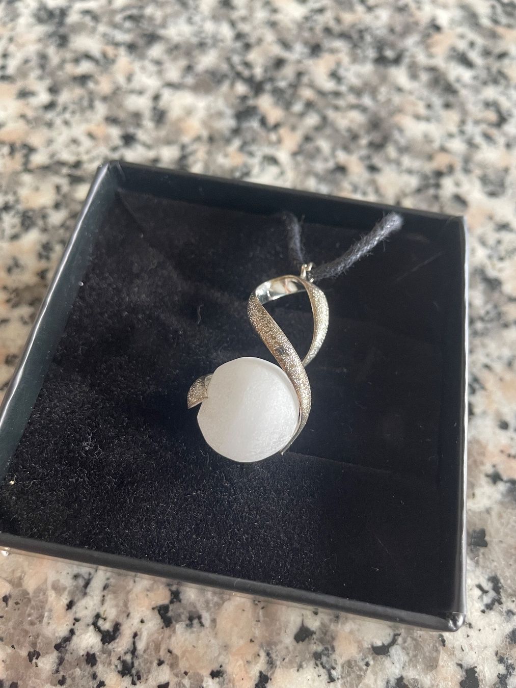 Catenine: Kette Mondstein – Nuovo e nell'imballaggio originale da Bremgarten AG venduto da val_ch 1
