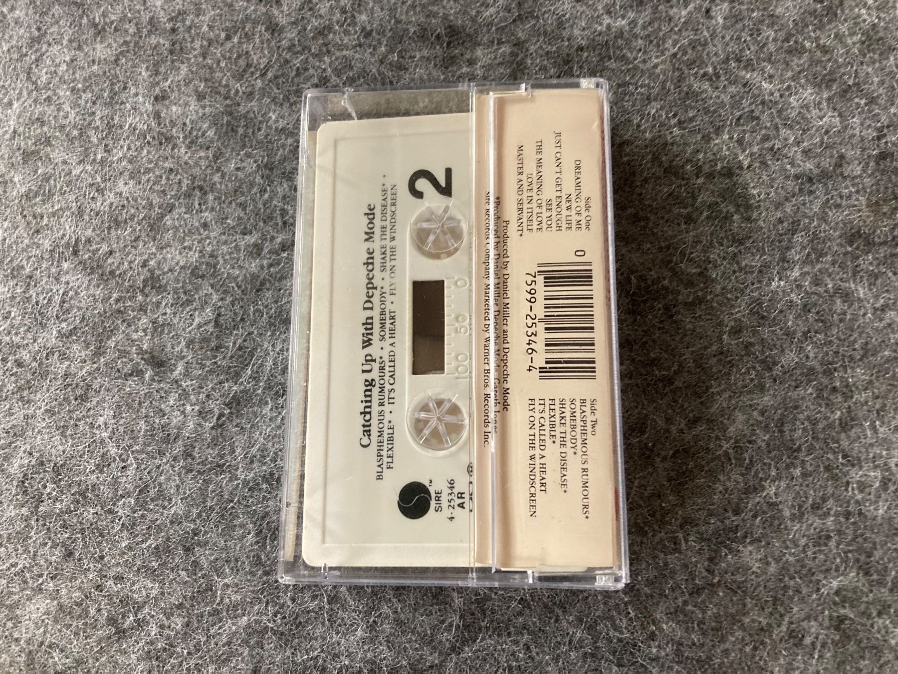 Musicassette: Depeche Mode - Catching Up With Depeche Mode (MC) – Usato da Fribourg venduto da Karushi 2