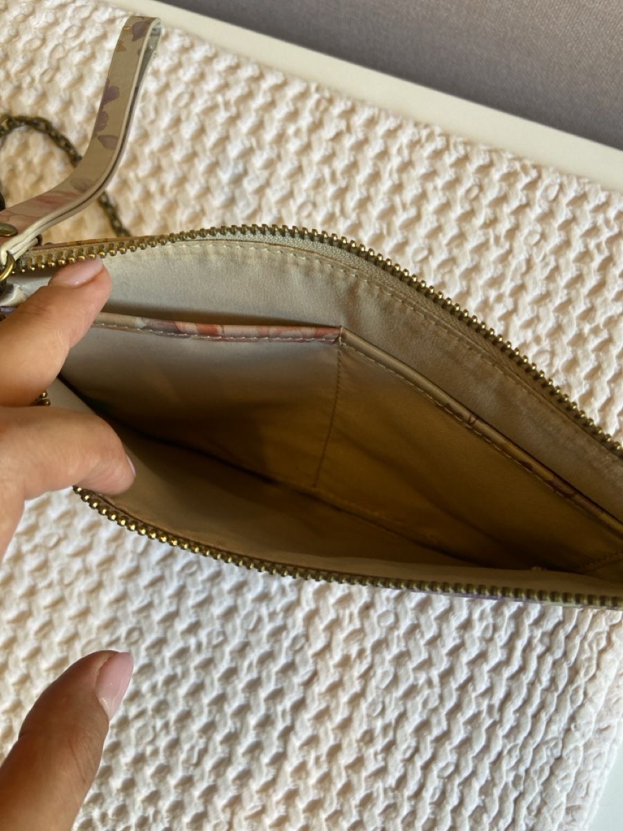 Altro in  Abbigliamento & Accessori: Pochette à chaîne imprimé floral – Usato da Bouveret venduto da lescopinesdabords 1