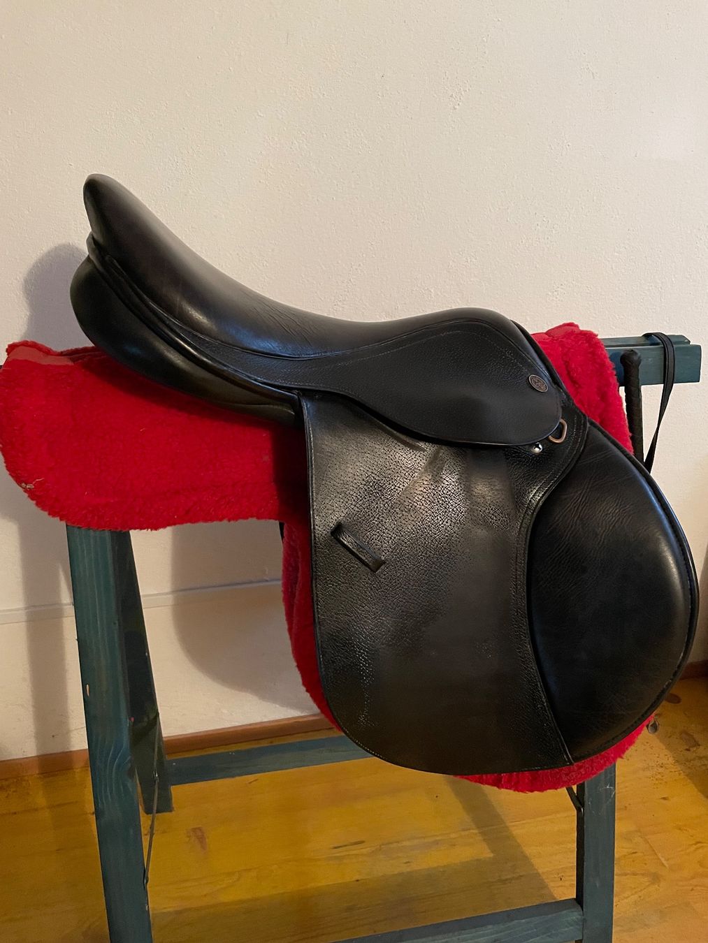 Sattel & Sattelzubehör: Sattel Springreiten - Sella inglese Eric Thomas 17” – Gebraucht aus Bellinzona von gia_zx2b