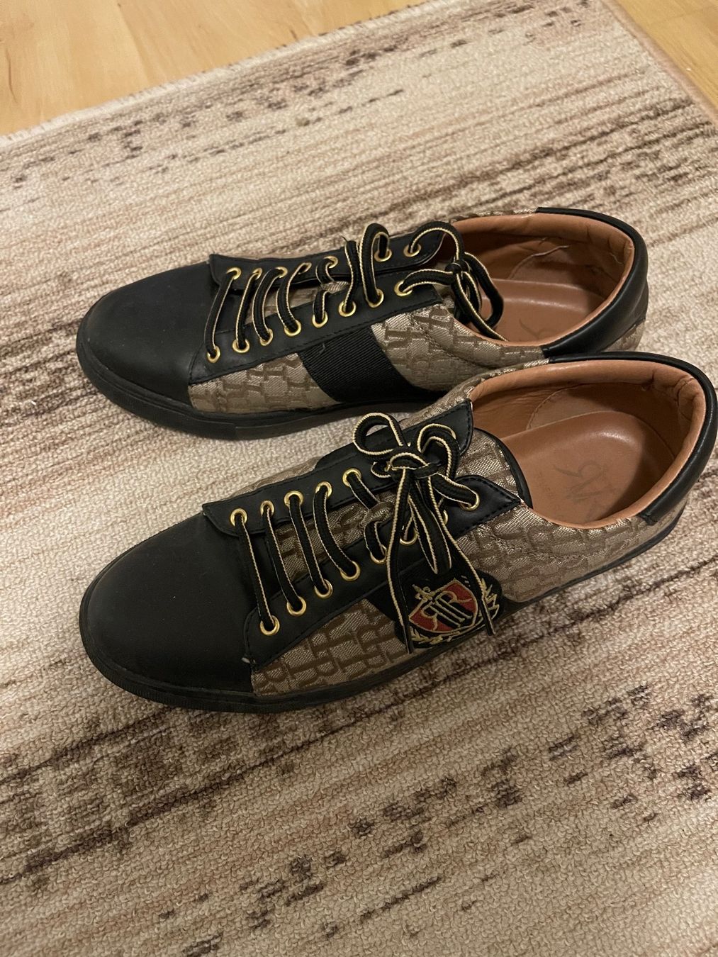 Scarpe da uomo: Sneakers – Usato da Luzern venduto da ard_b2kz 1