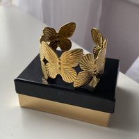 18KGP Massive Schmetterling  Armreif