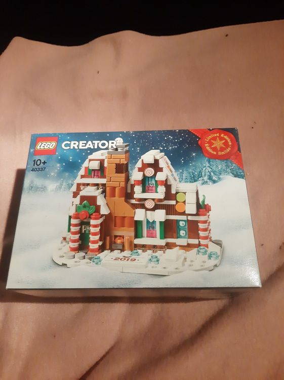 Microscale gingerbread online house