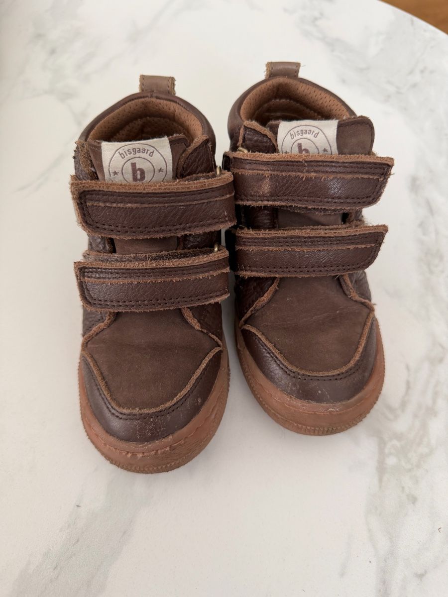 Bisgaard Schuhe für Jungen: Bisgaard Sneakers grösse 25 – Gebraucht aus Bad Ragaz von asi_dq2k