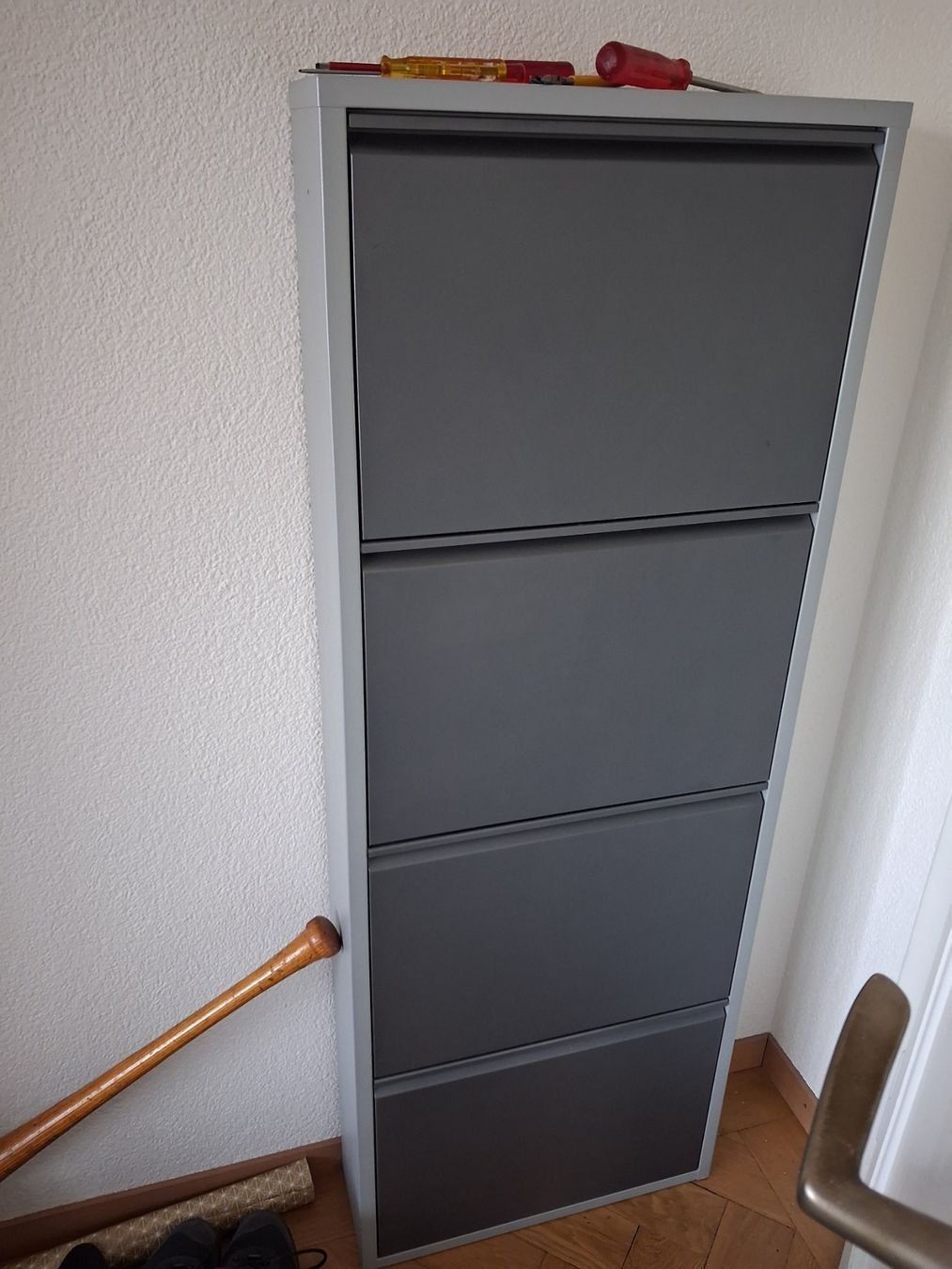 Armadi: Neuwertiger Schuhschrank – Usato da Biel/Bienne venduto da gabiname 1