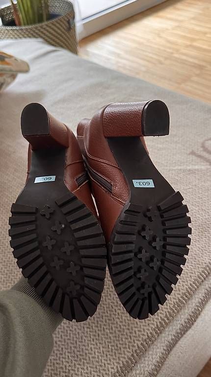 Chaussures femmes: Stiefelette Gr.36 – Neuf avec emballage d'origine à Zürich par val_9sjh 3