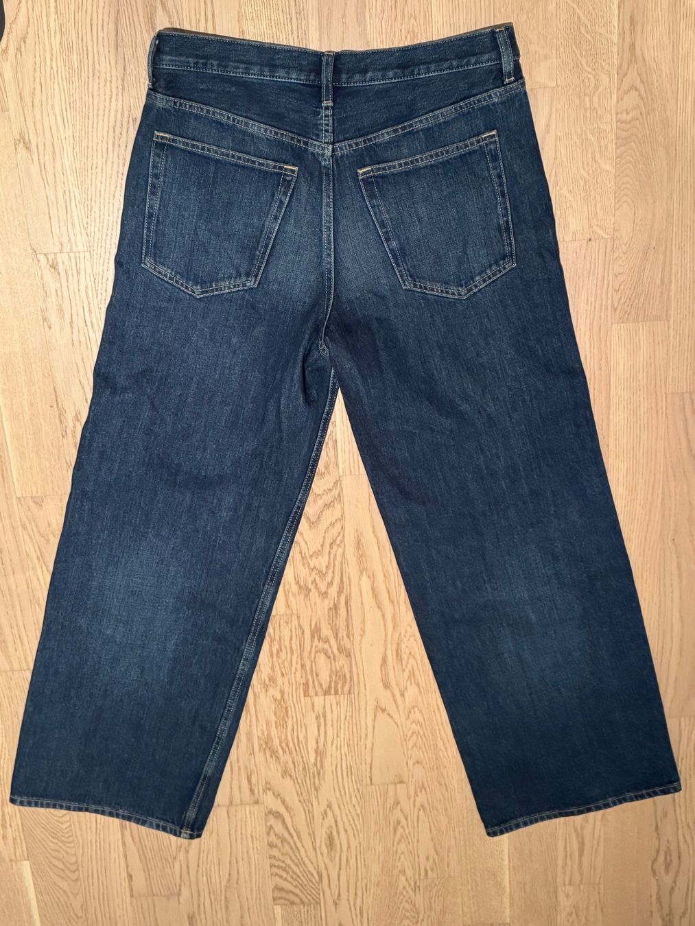Arket Jeans: Damen Arket Cloud Loose fit Jeans – Nuovo (secondo la descrizione) da Meilen venduto da Emma_321 4