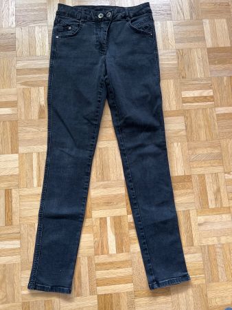 Schicke, schwarze Jeans, Grösse 36