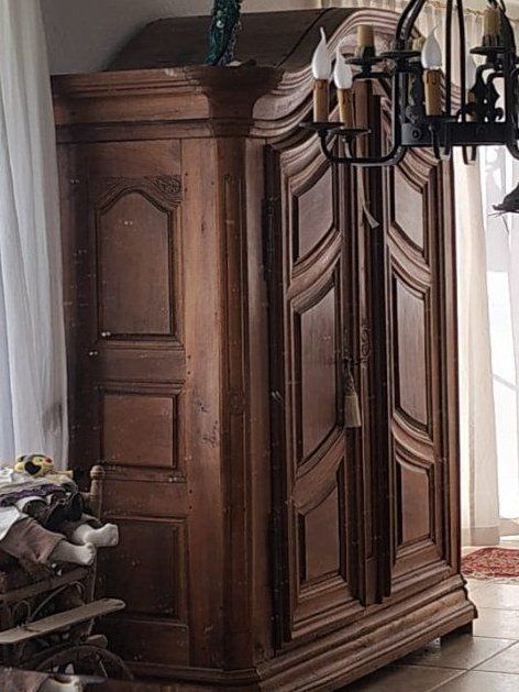 Schränke: Schrank Nussbaum ca. 1900 – Gebraucht aus Arlesheim von soggenase 1