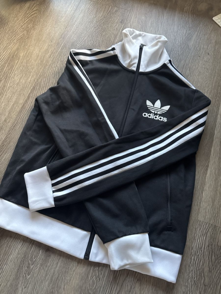 Adidas Giacche: Adidas Trainingsjacke schwarz weiss Grösse S – Usato da Beringen venduto da del_8dl7 1